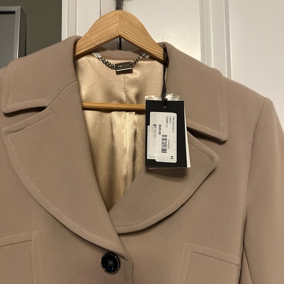 Italian blazer jacket- never worn - Picture 2 of 4